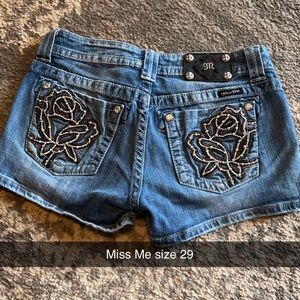Women’s Miss Me shorts